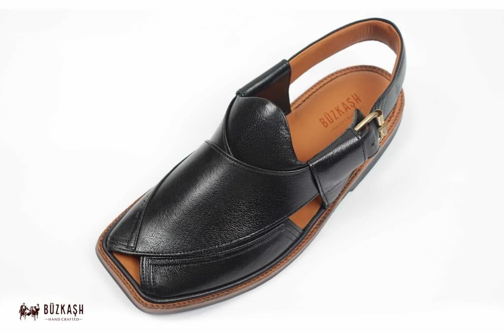Mustang - The Classic Shape of Peshawari Chappal in Black